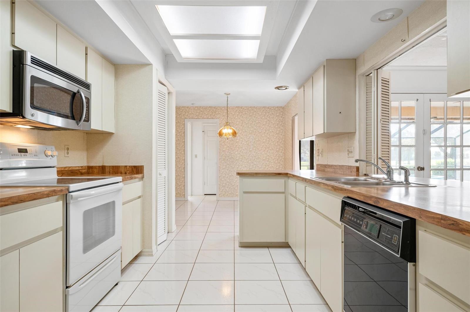 3634 TORREY PINES WAY