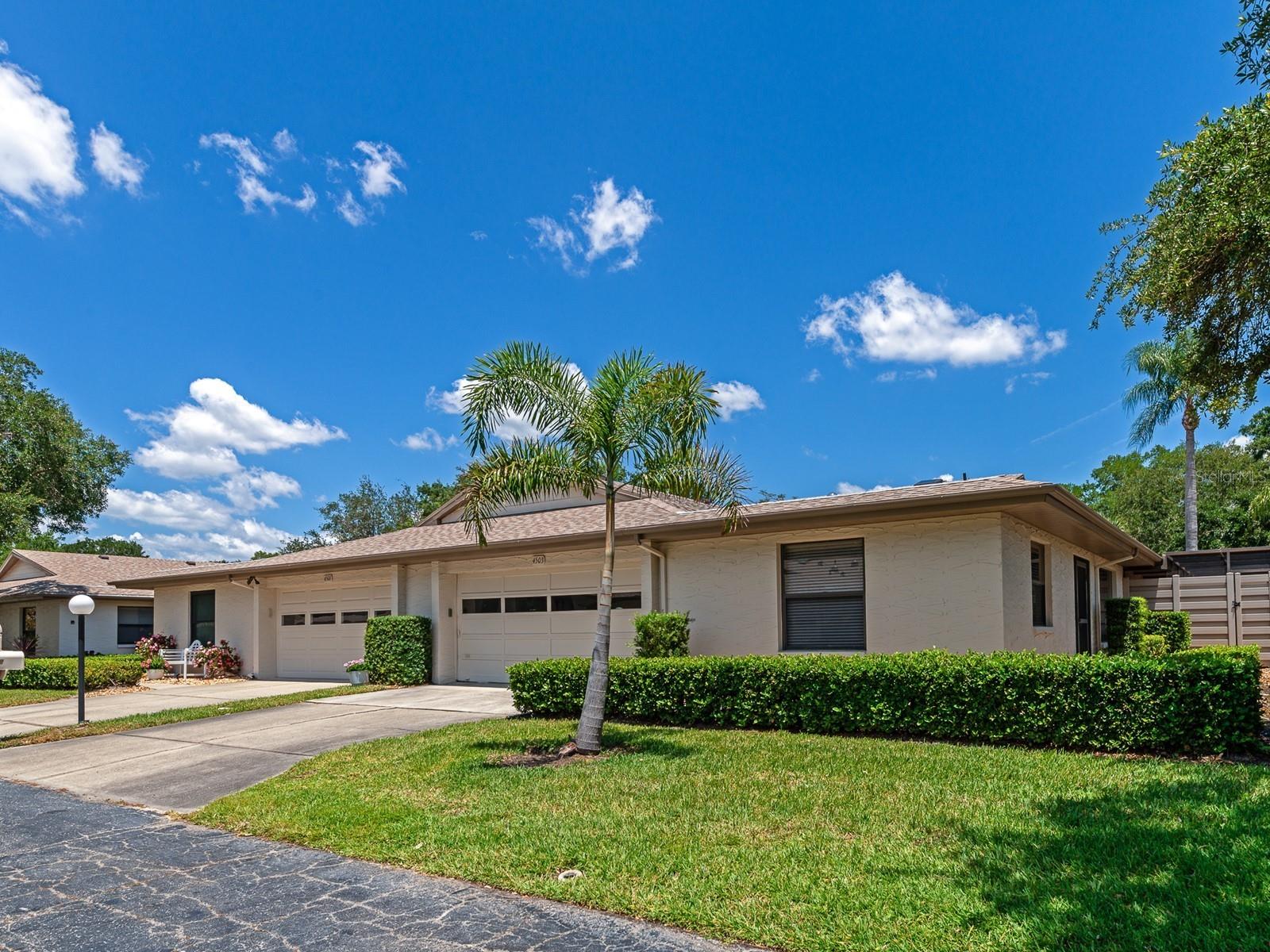 4503 LAKE VISTA DR #4