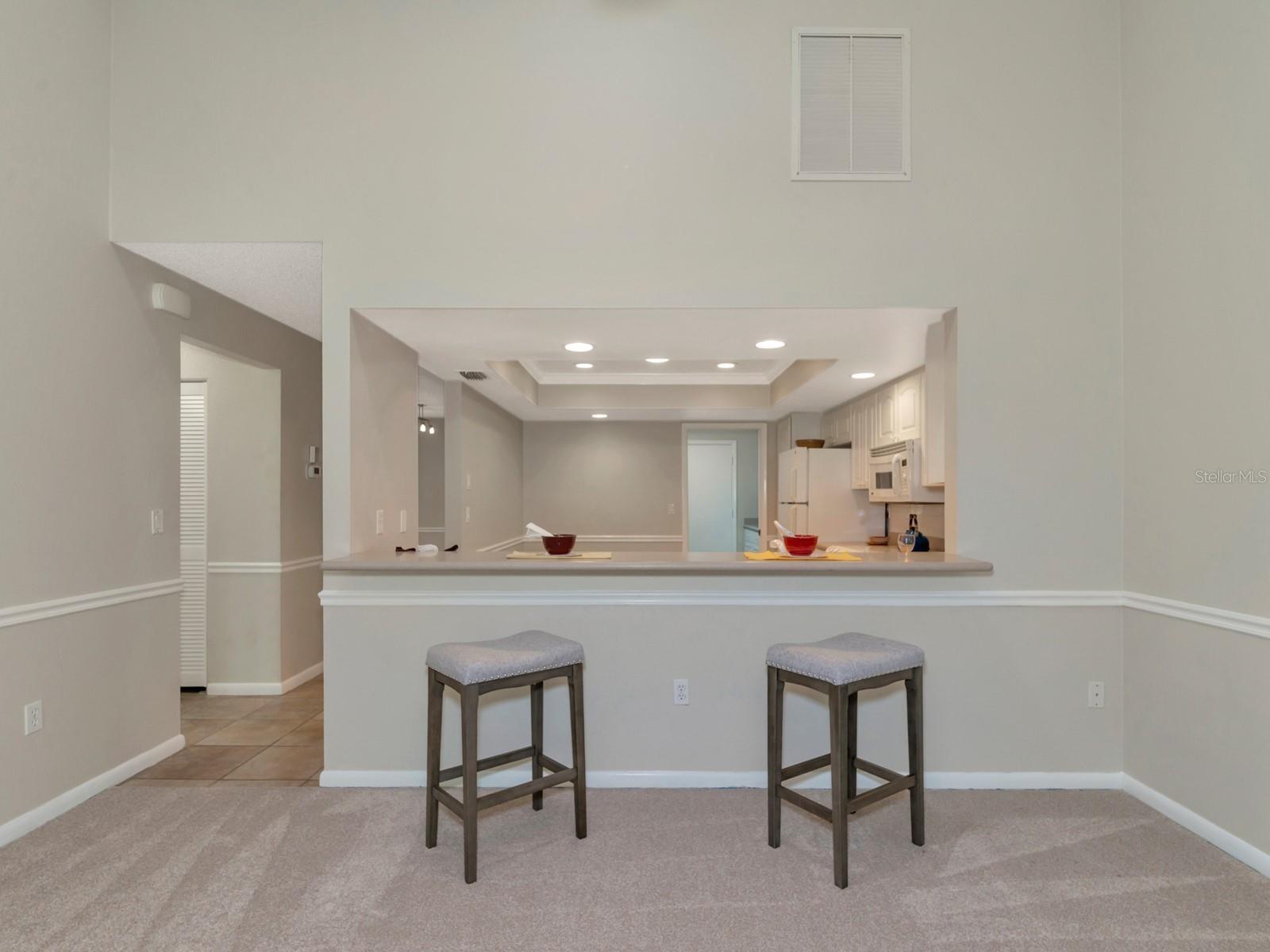 4503 LAKE VISTA DR #4