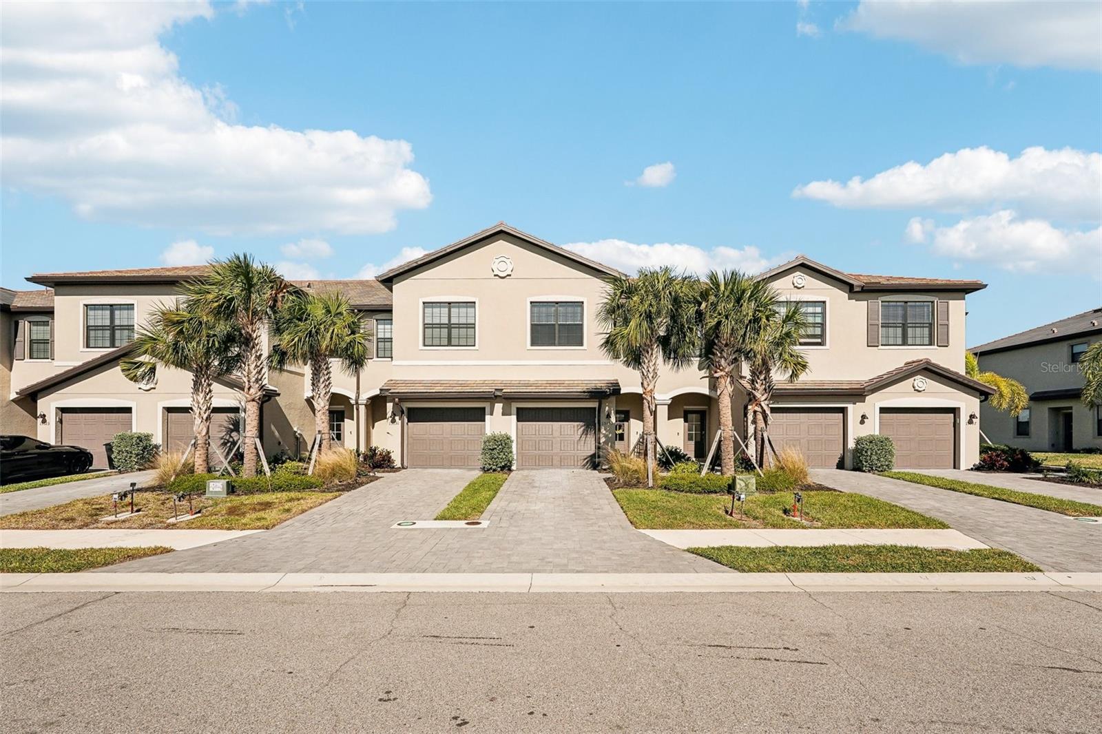 15135 SUNNY DAY DR