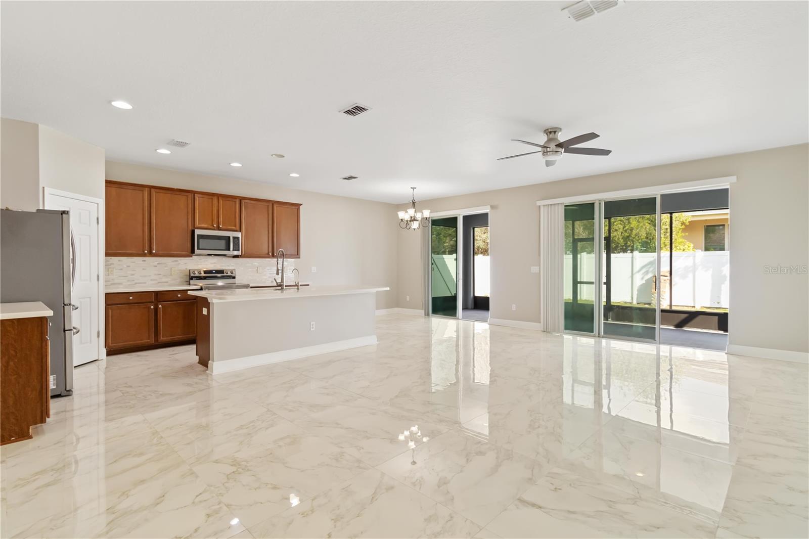 3002 FLORIDA ELM PL
