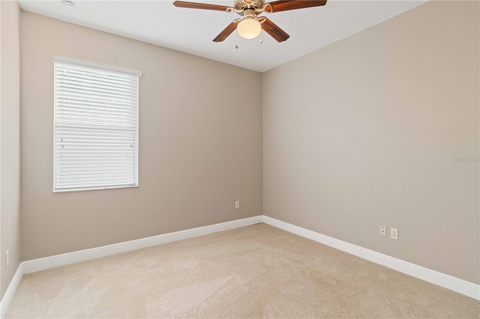 3002 FLORIDA ELM PL