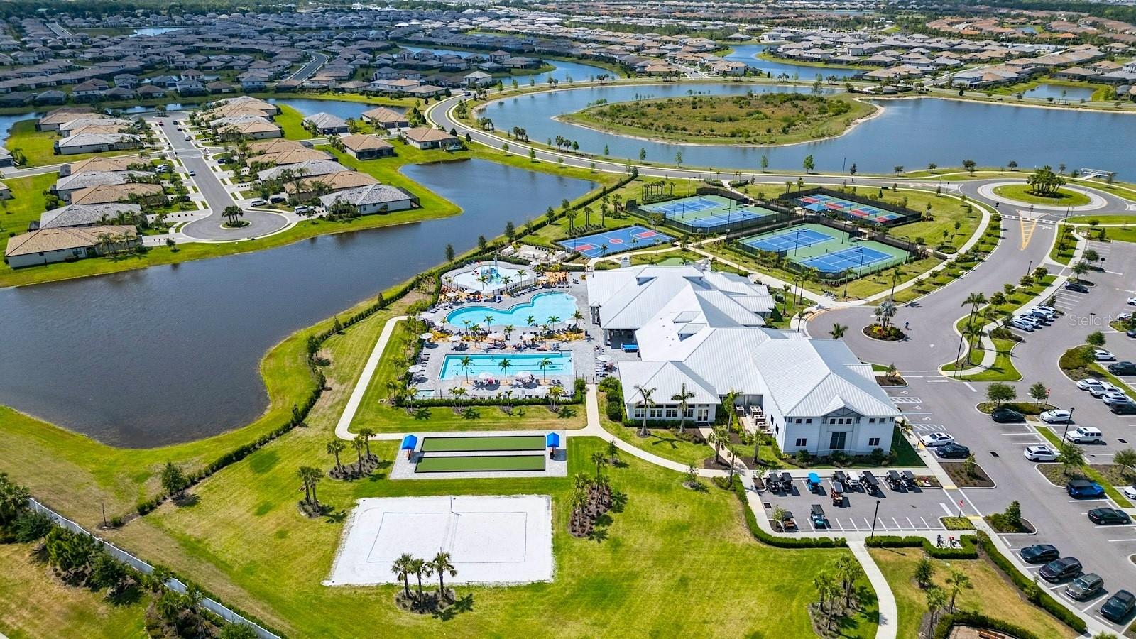 4951 OYSTER PEARL ST