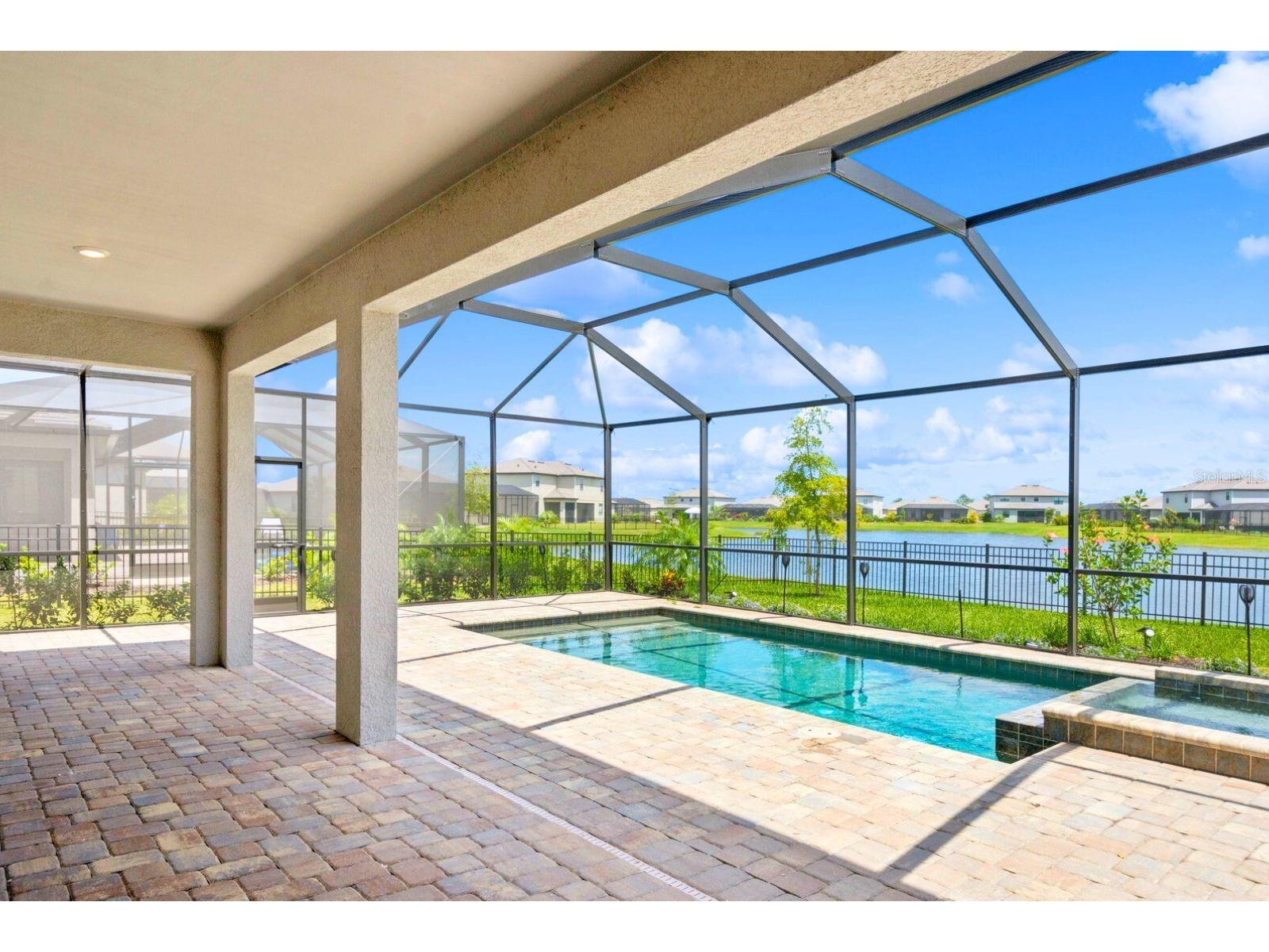 4951 OYSTER PEARL ST