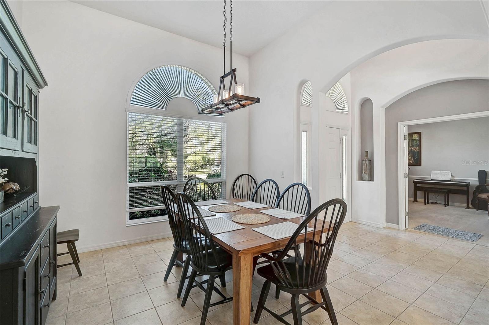 7390 DEER CROSSING CT