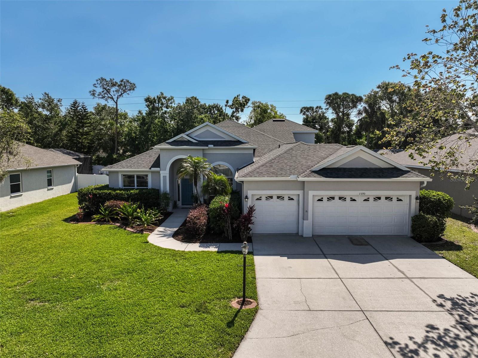 7390 DEER CROSSING CT