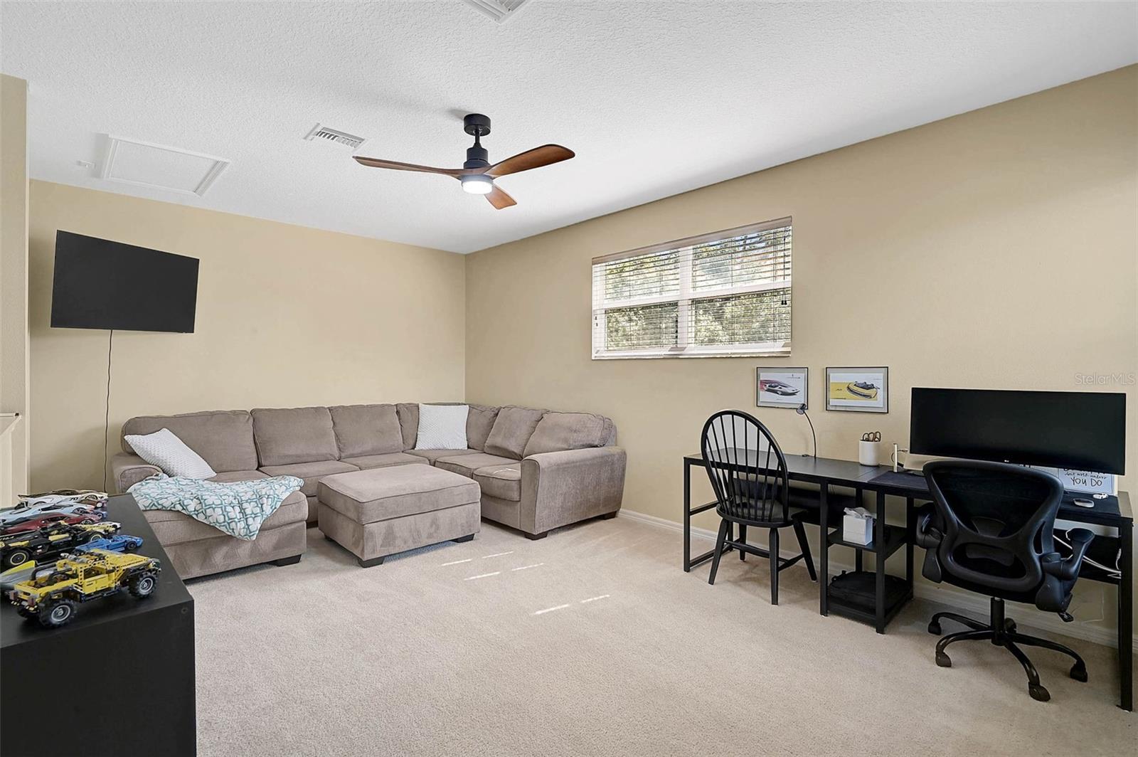 7390 DEER CROSSING CT