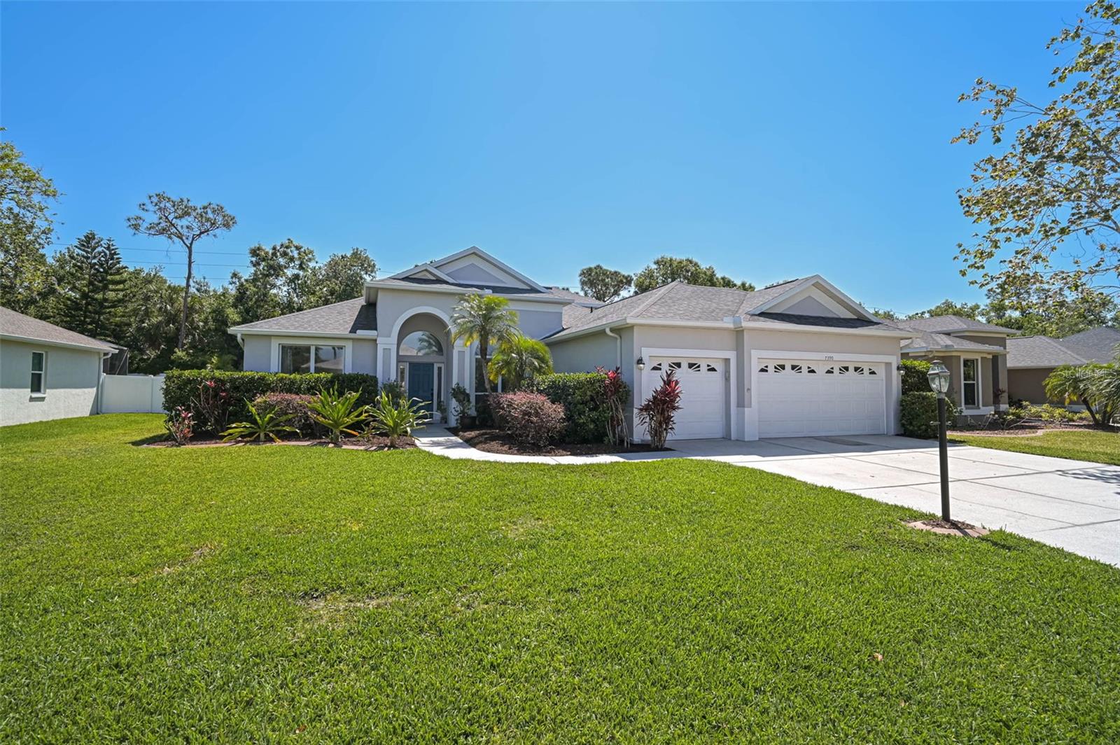 7390 DEER CROSSING CT