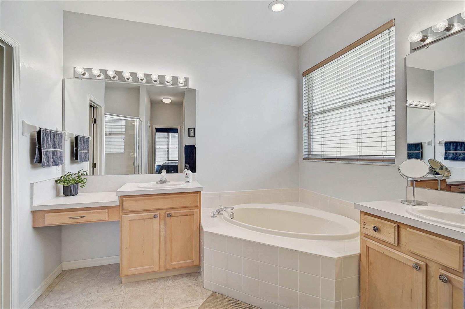 7390 DEER CROSSING CT