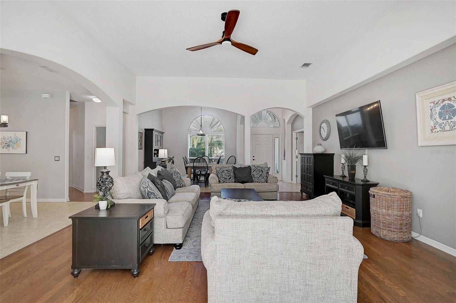 7390 DEER CROSSING CT
