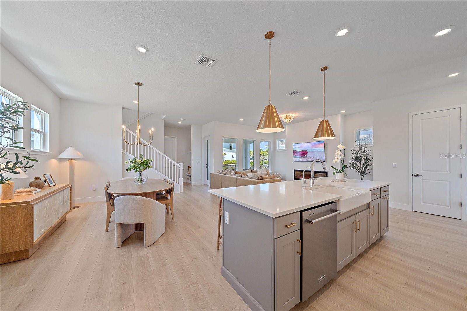 7279 KODIAK LN