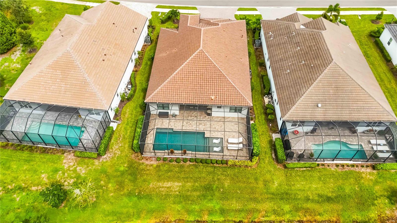 13606 DEEP BLUE PL