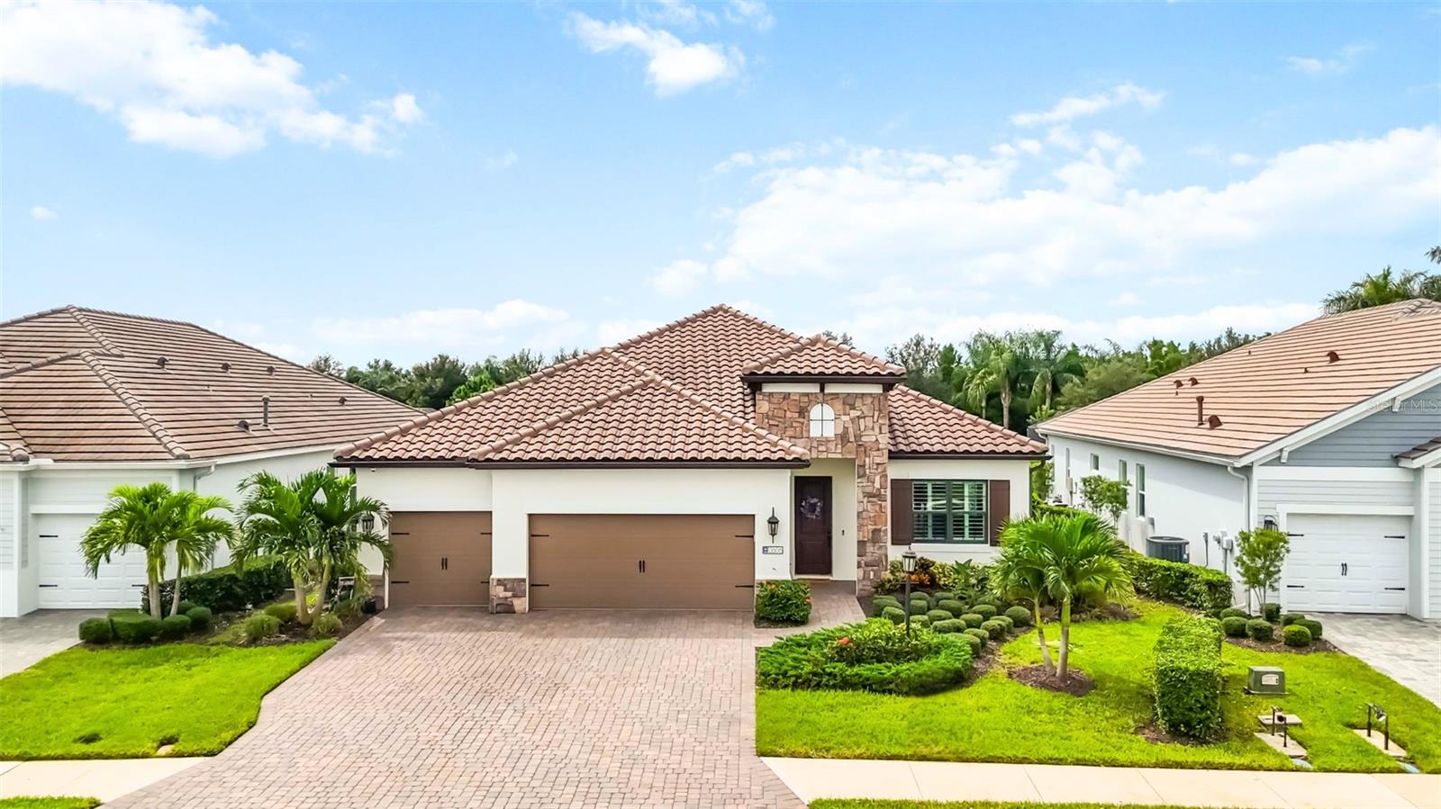 13606 DEEP BLUE PL