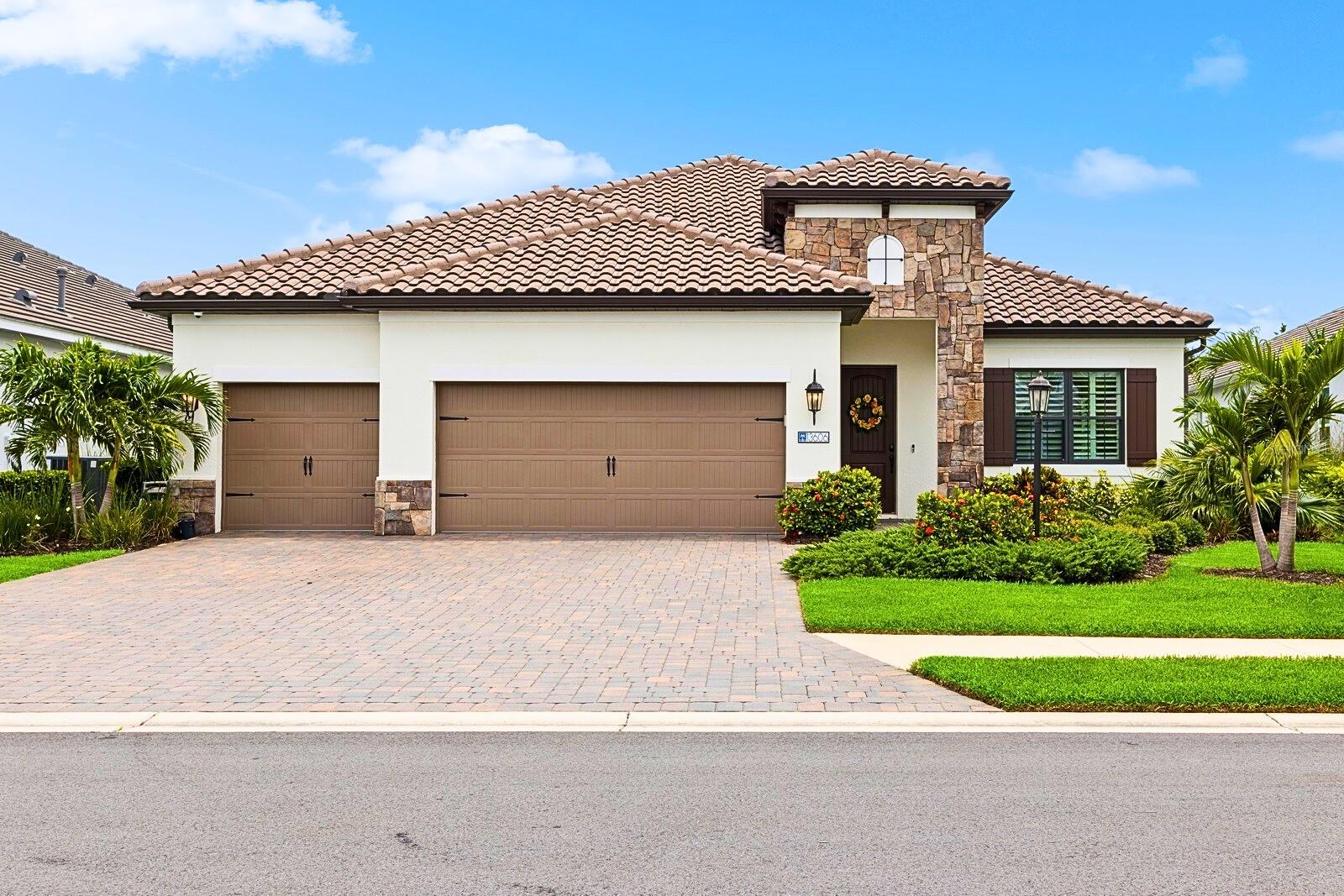 13606 DEEP BLUE PL