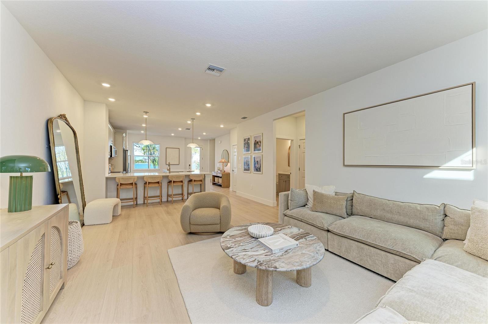 7424 CABIN LN