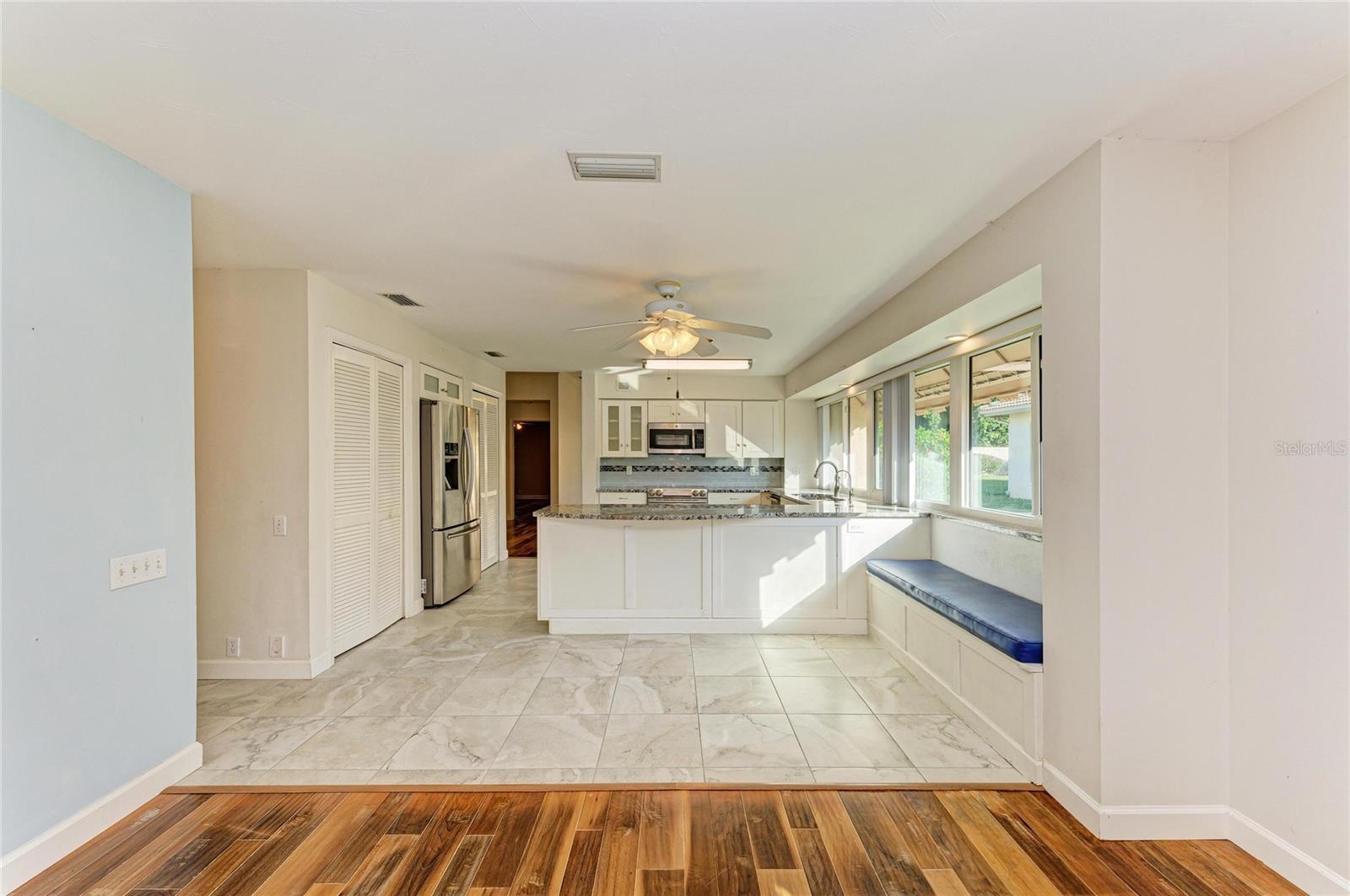 4801 MONTROSE DR