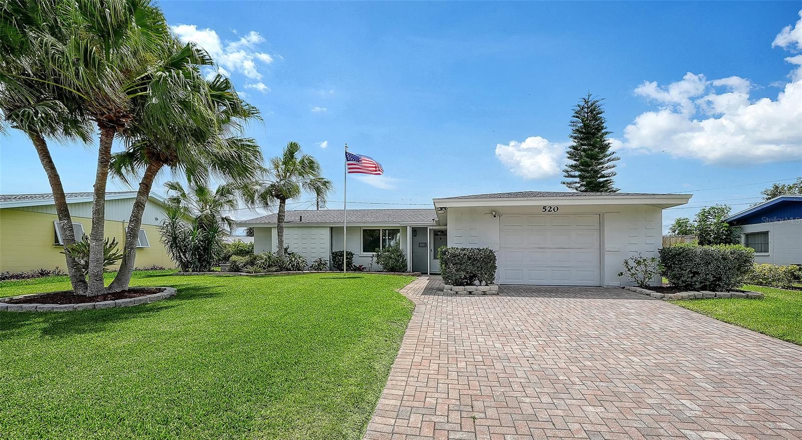 520 GLEN OAK RD