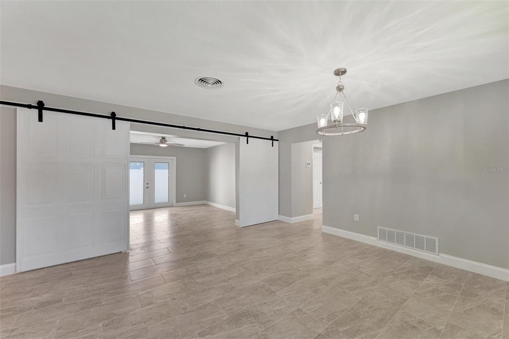 3500 CHAPEL DR