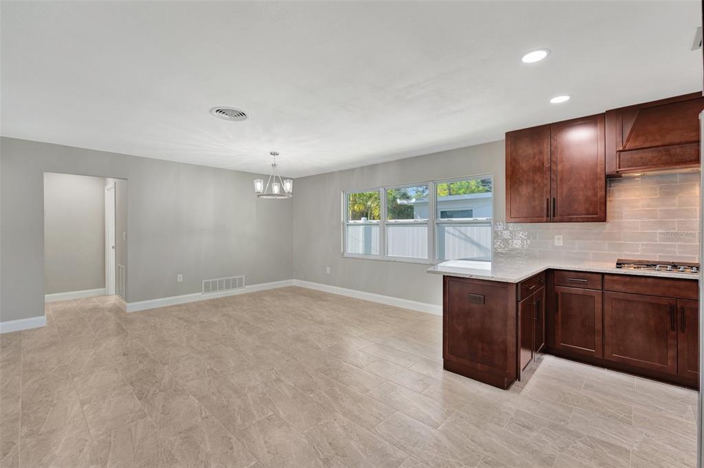 3500 CHAPEL DR