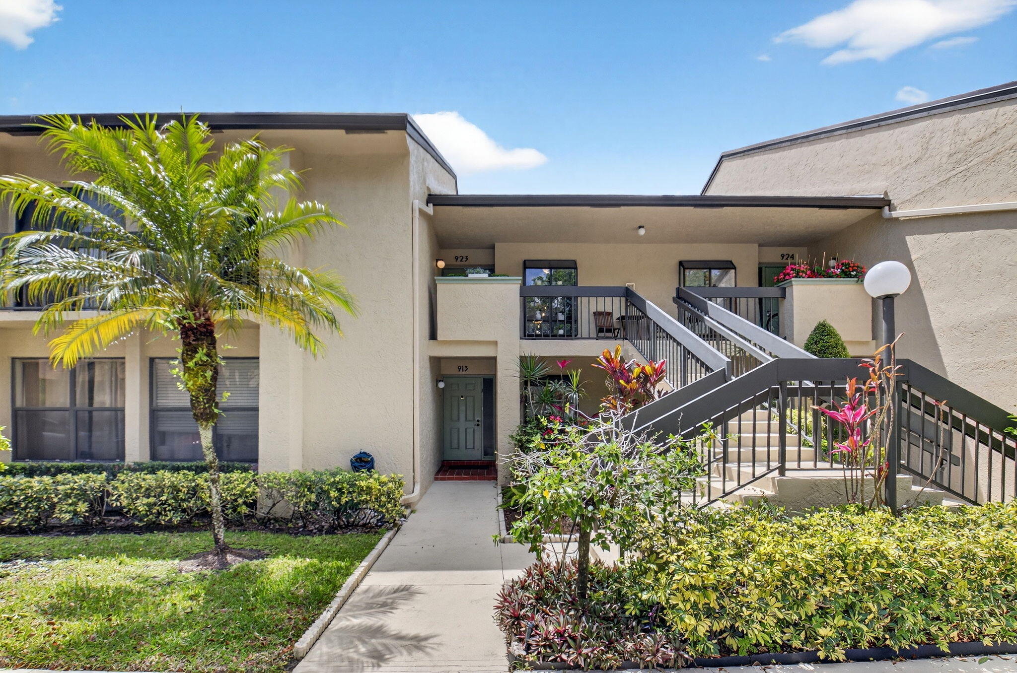 5106 Oak Hill Lane 923