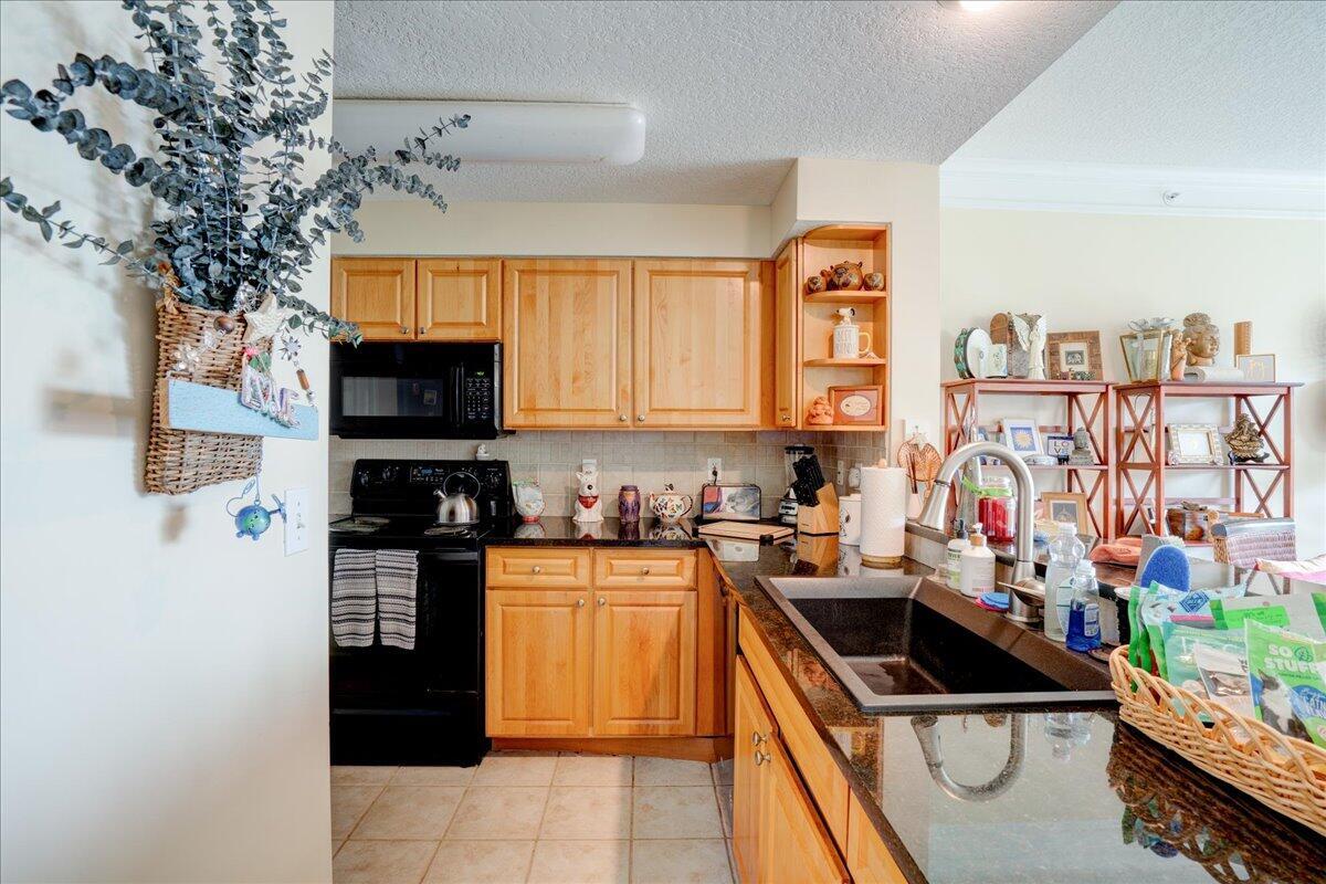 2012 Alta Meadows Lane 103