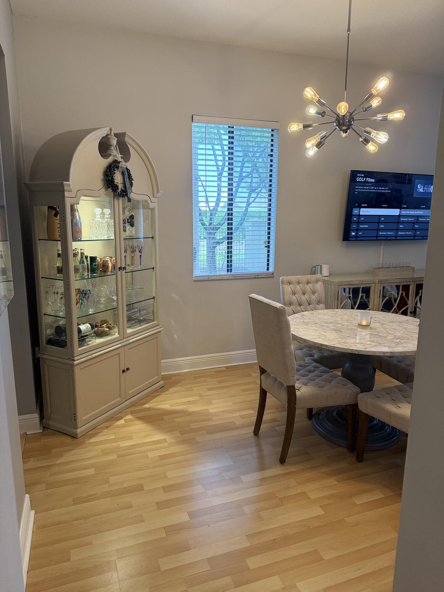 2600 Venetian Drive