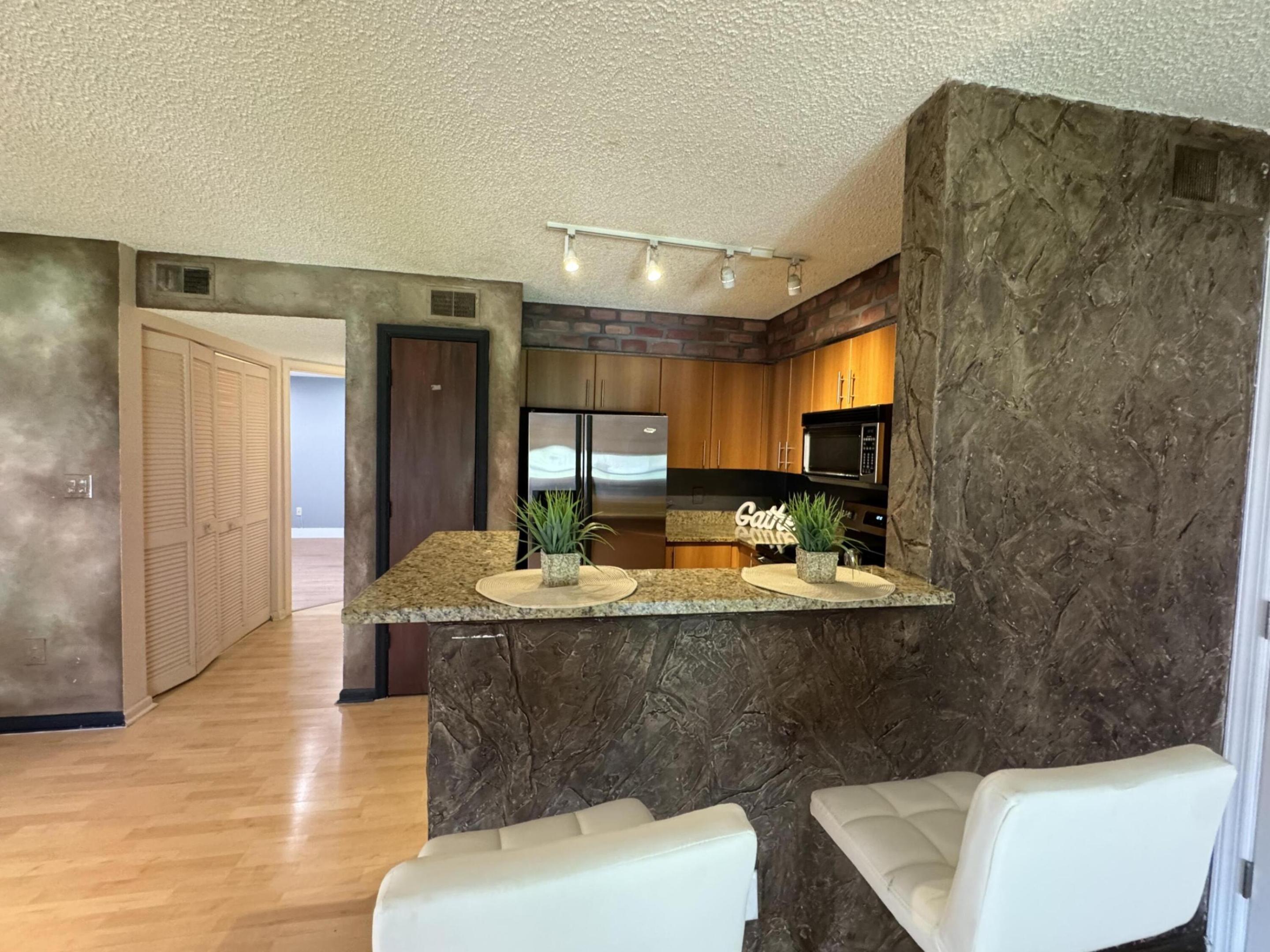 1101 Crystal Way