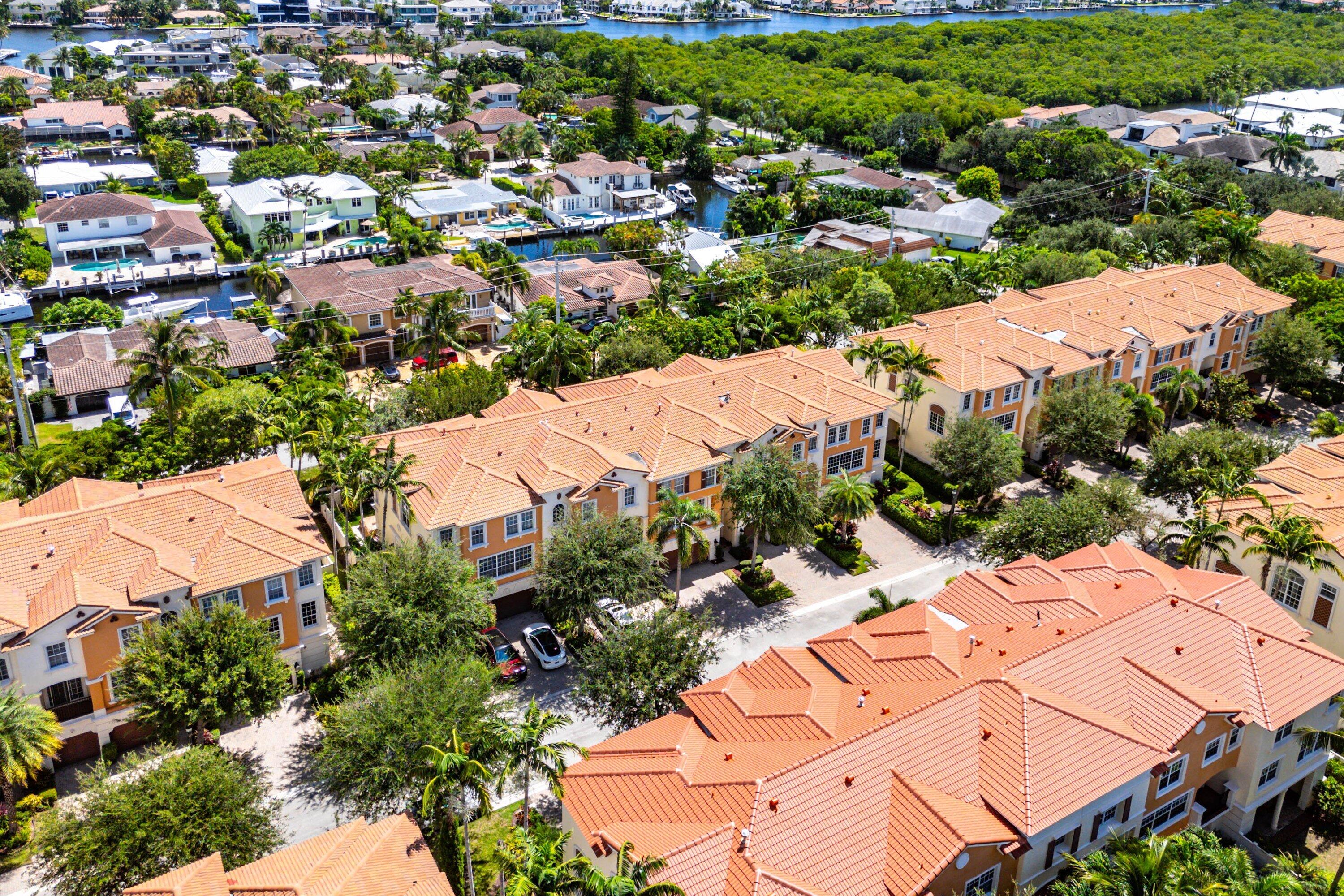 5580 NE TRIESTE Way