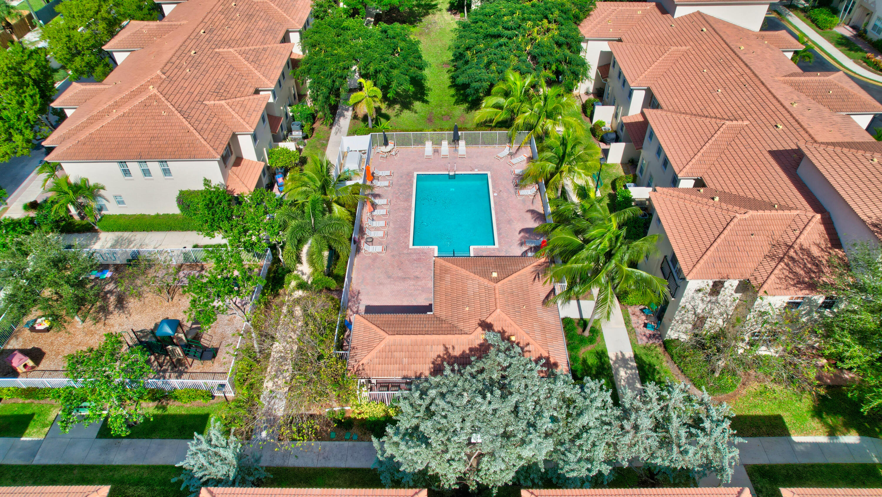 115 S Longport Circle D