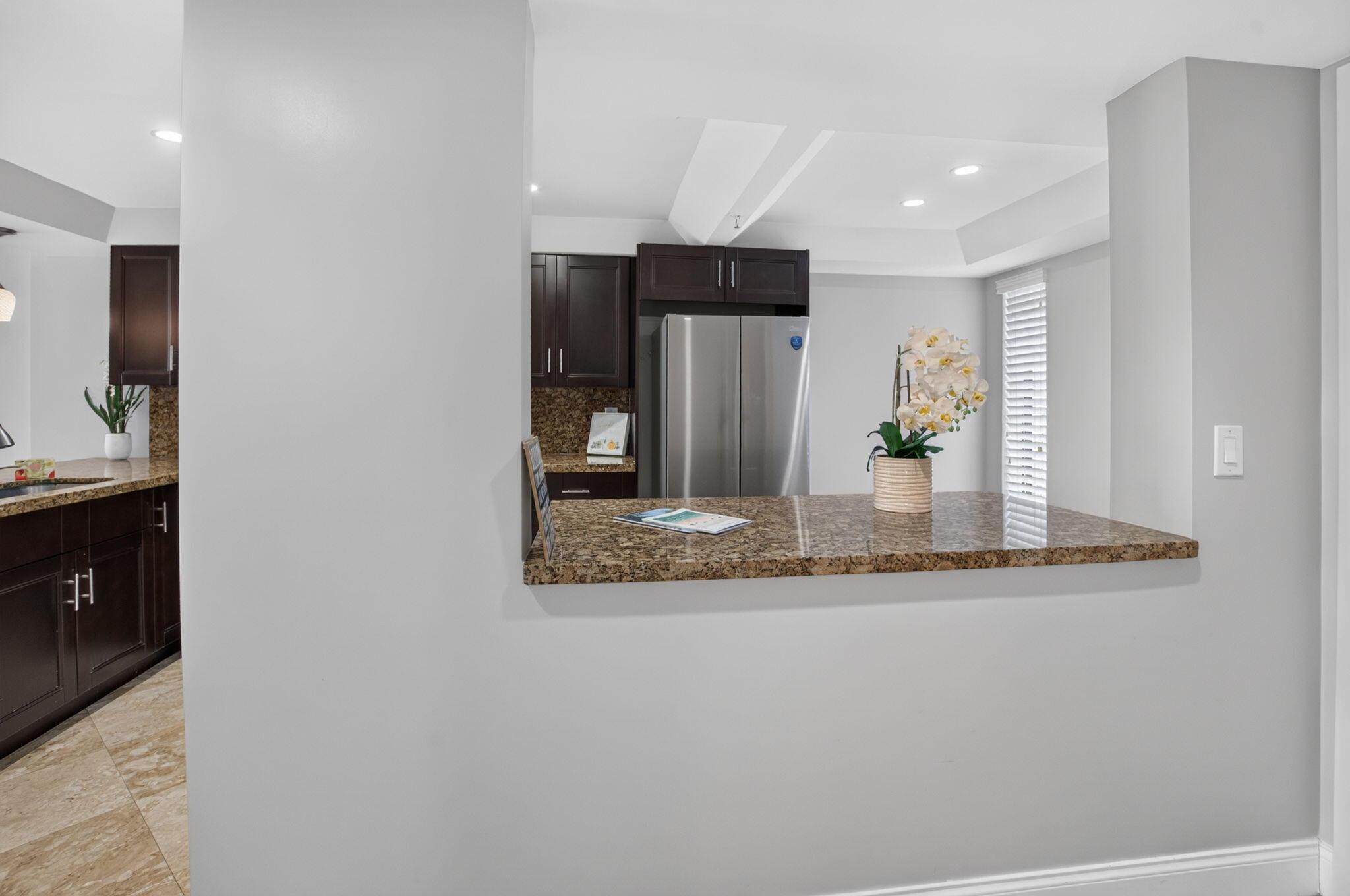 20 ROYAL PALM Way 301