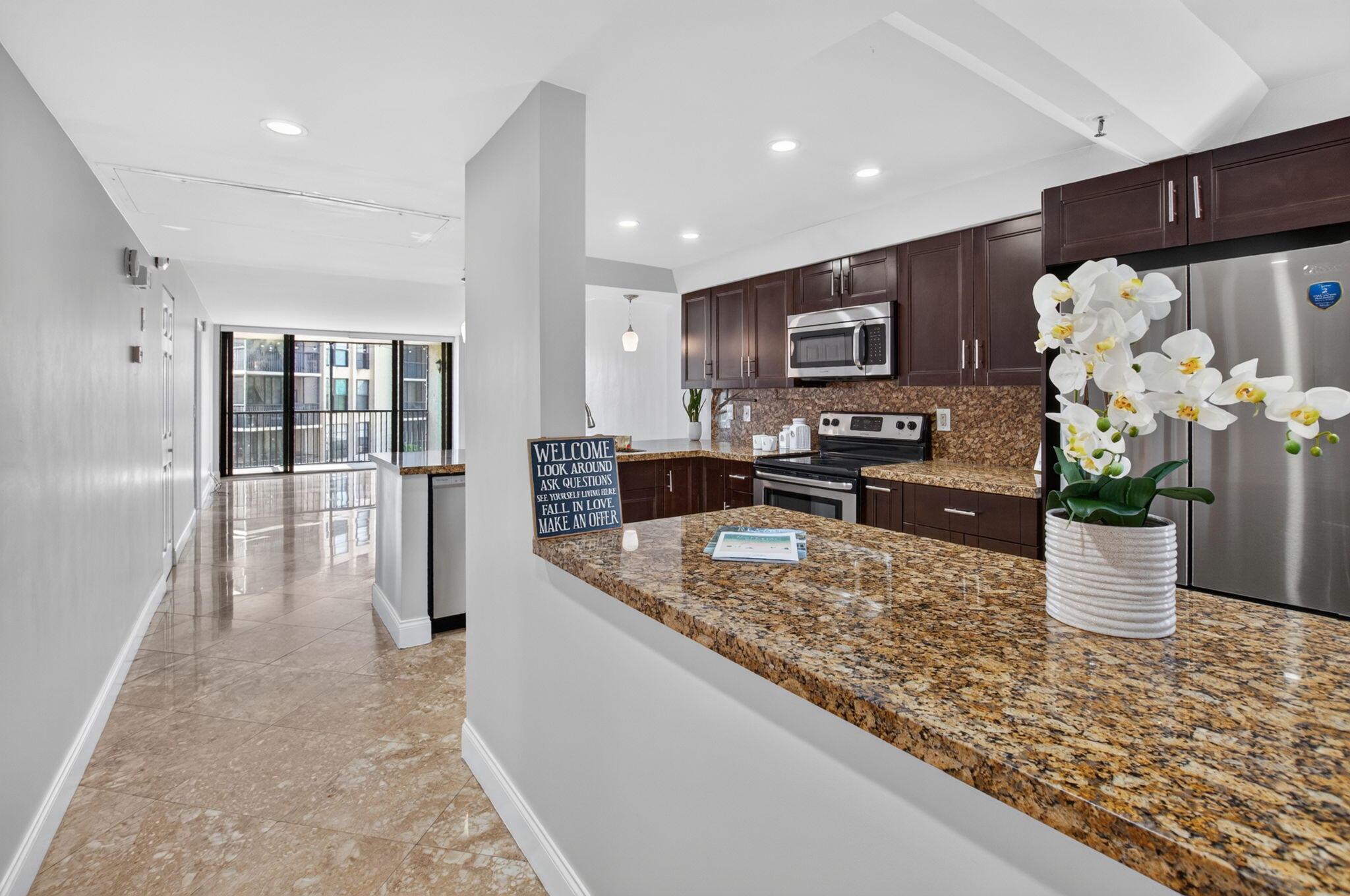 20 ROYAL PALM Way 301