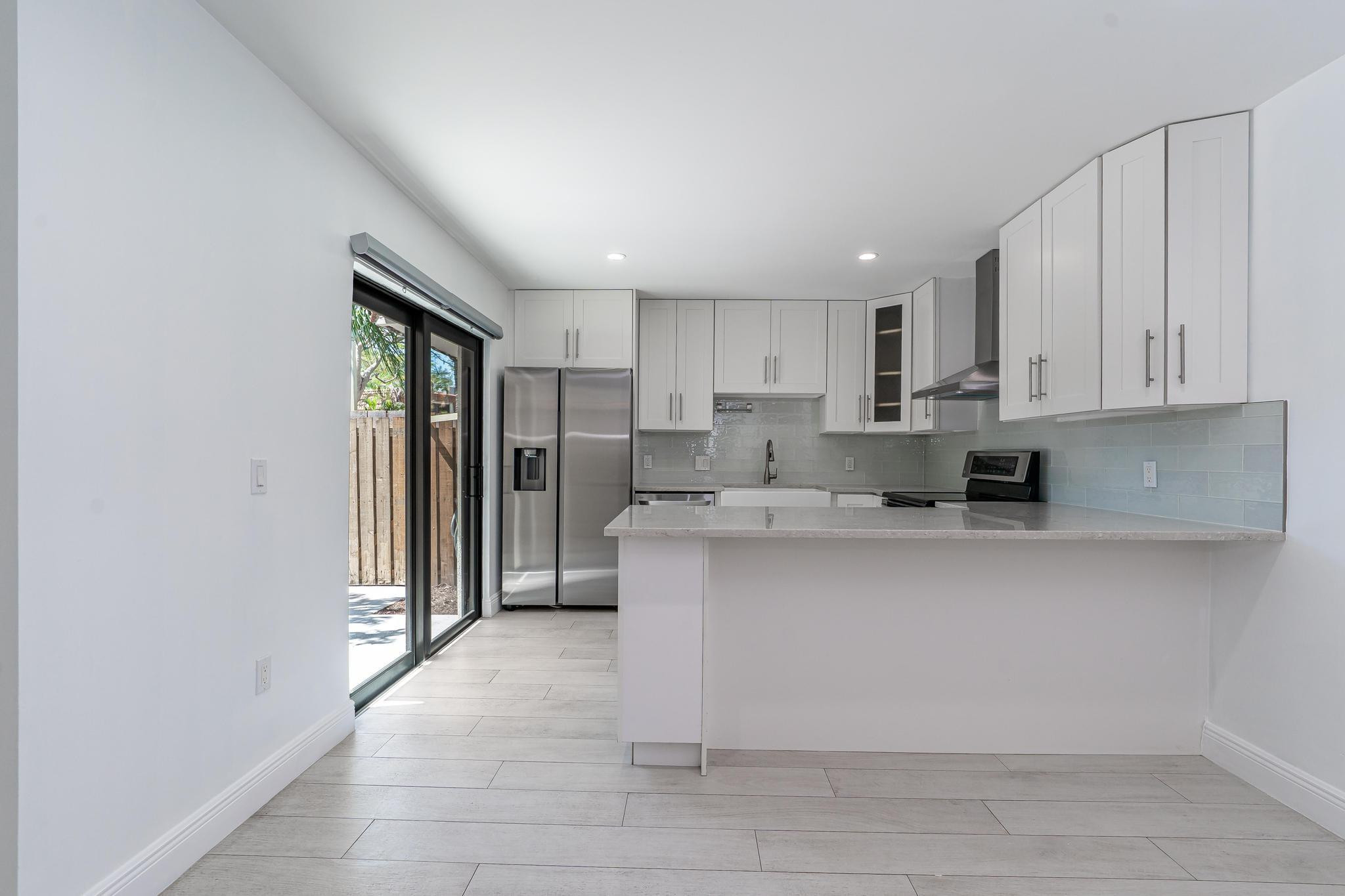 3100 Spanish Wells Dr B