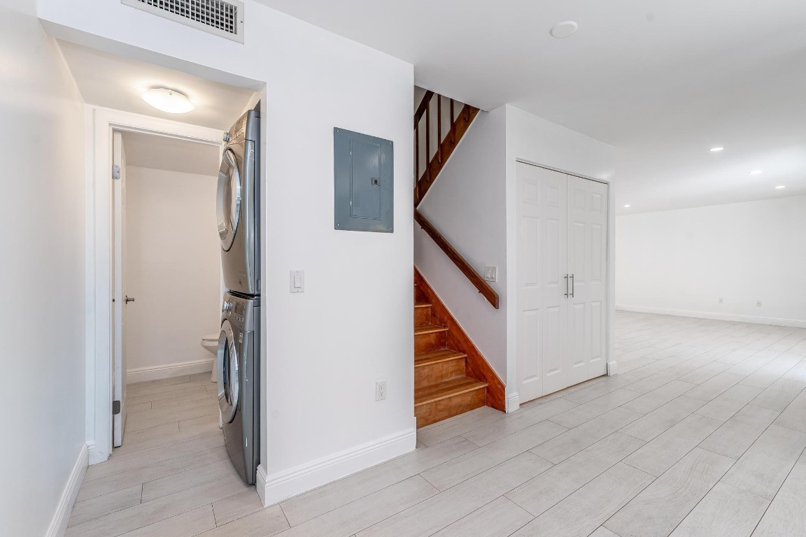 3100 Spanish Wells Dr B