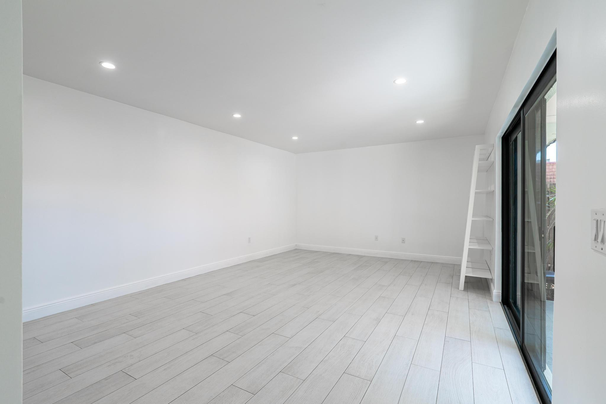 3100 Spanish Wells Dr B