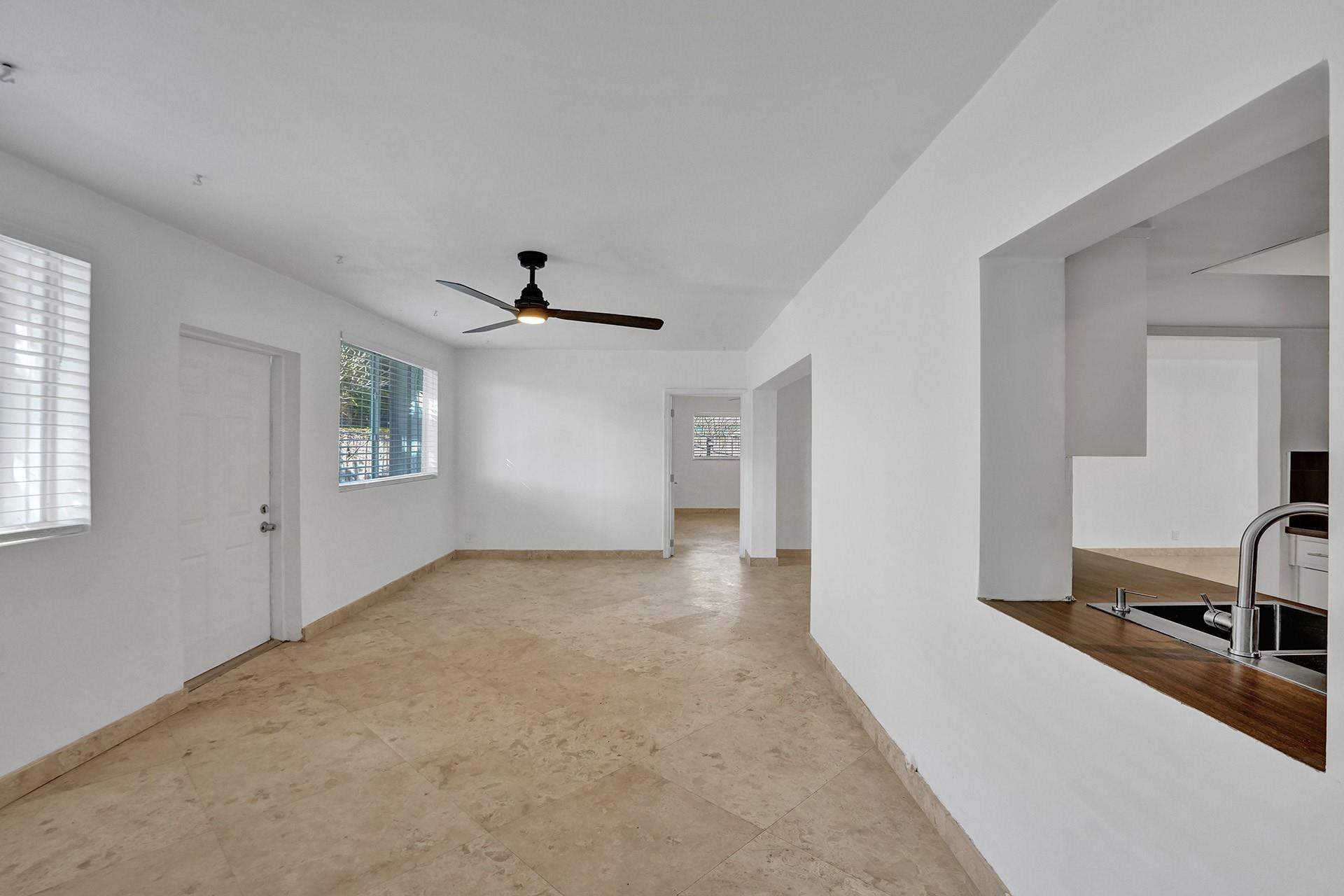 1101 NE 4th Ave