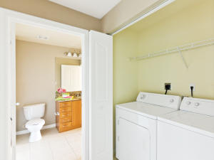 250 NE 3rd Avenue 515