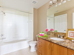 250 NE 3rd Avenue 515