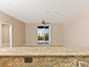 250 NE 3rd Avenue 515