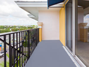 250 NE 3rd Avenue 515