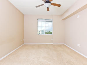 250 NE 3rd Avenue 515