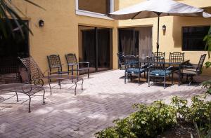 20875 Via Valencia Drive