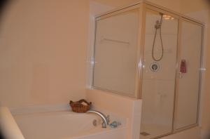 106 S Longport Circle 14c