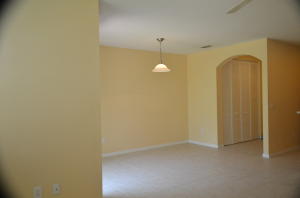 106 S Longport Circle 14c