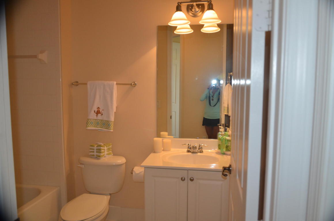 106 S Longport Circle 14c