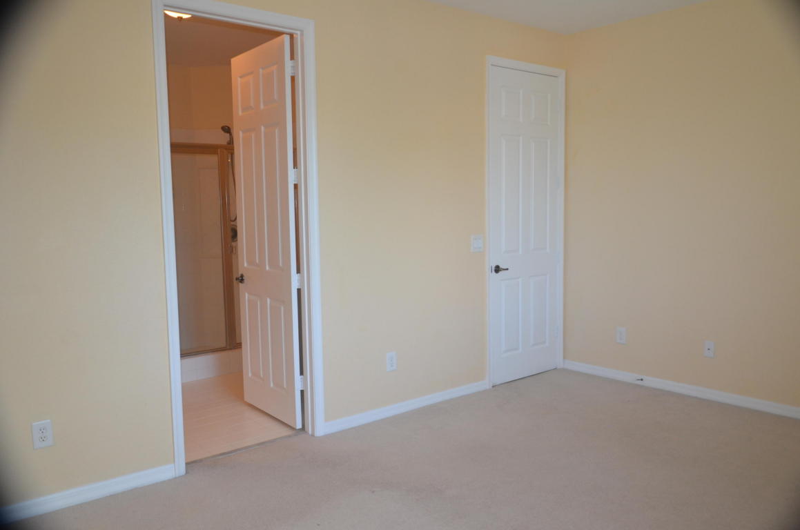 106 S Longport Circle 14c