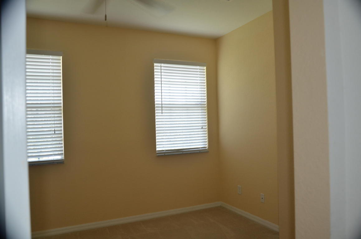 106 S Longport Circle 14c