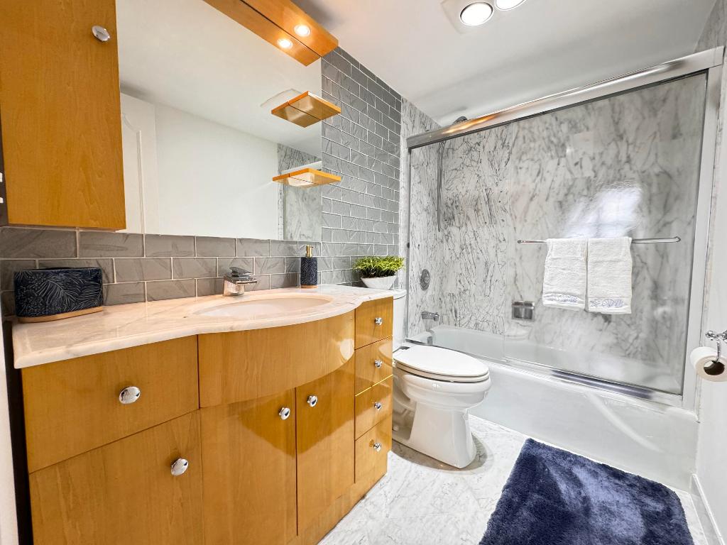 2121 N Ocean Boulevard 609w