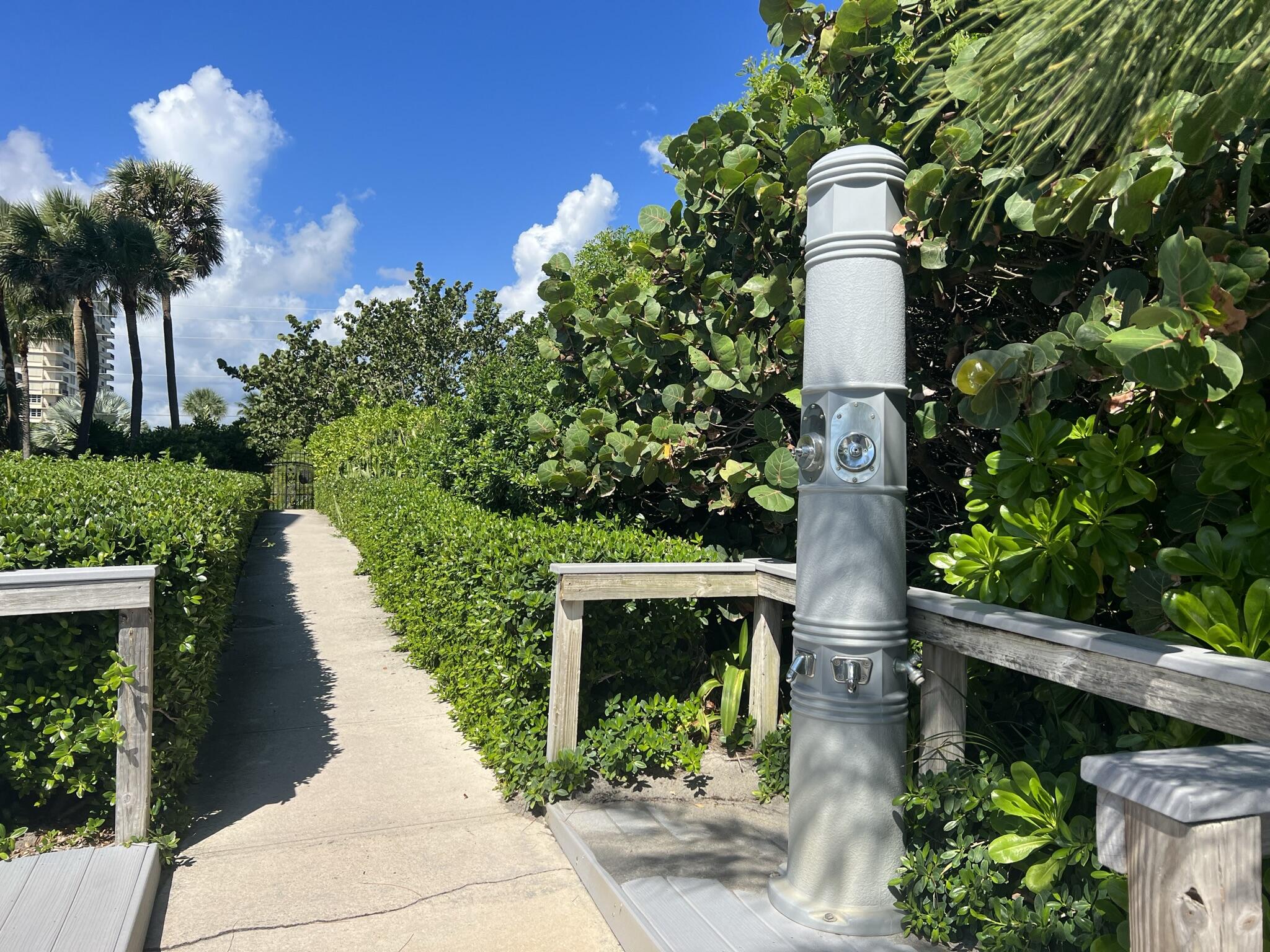 2121 N Ocean Boulevard 609w