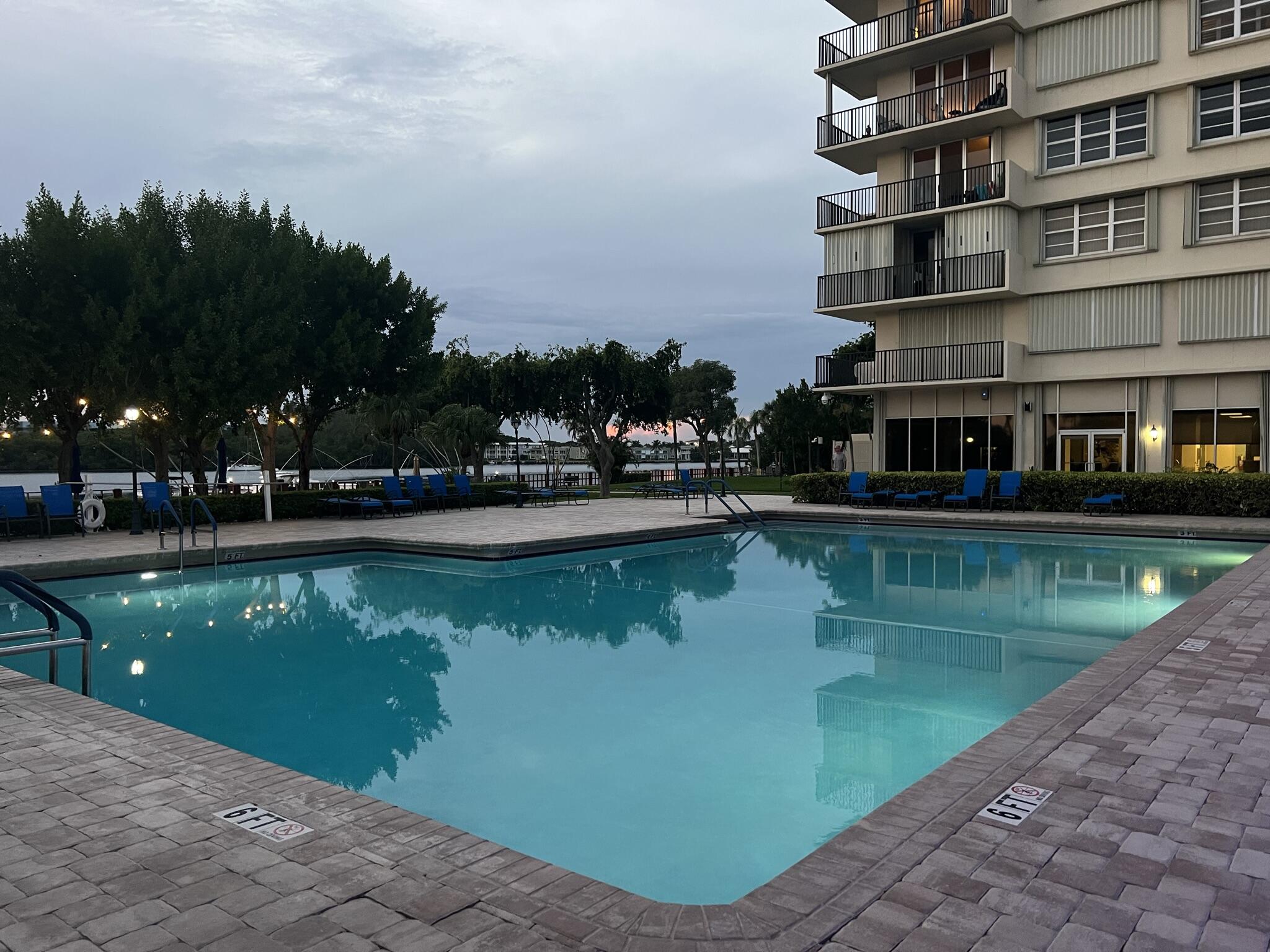 2121 N Ocean Boulevard 609w