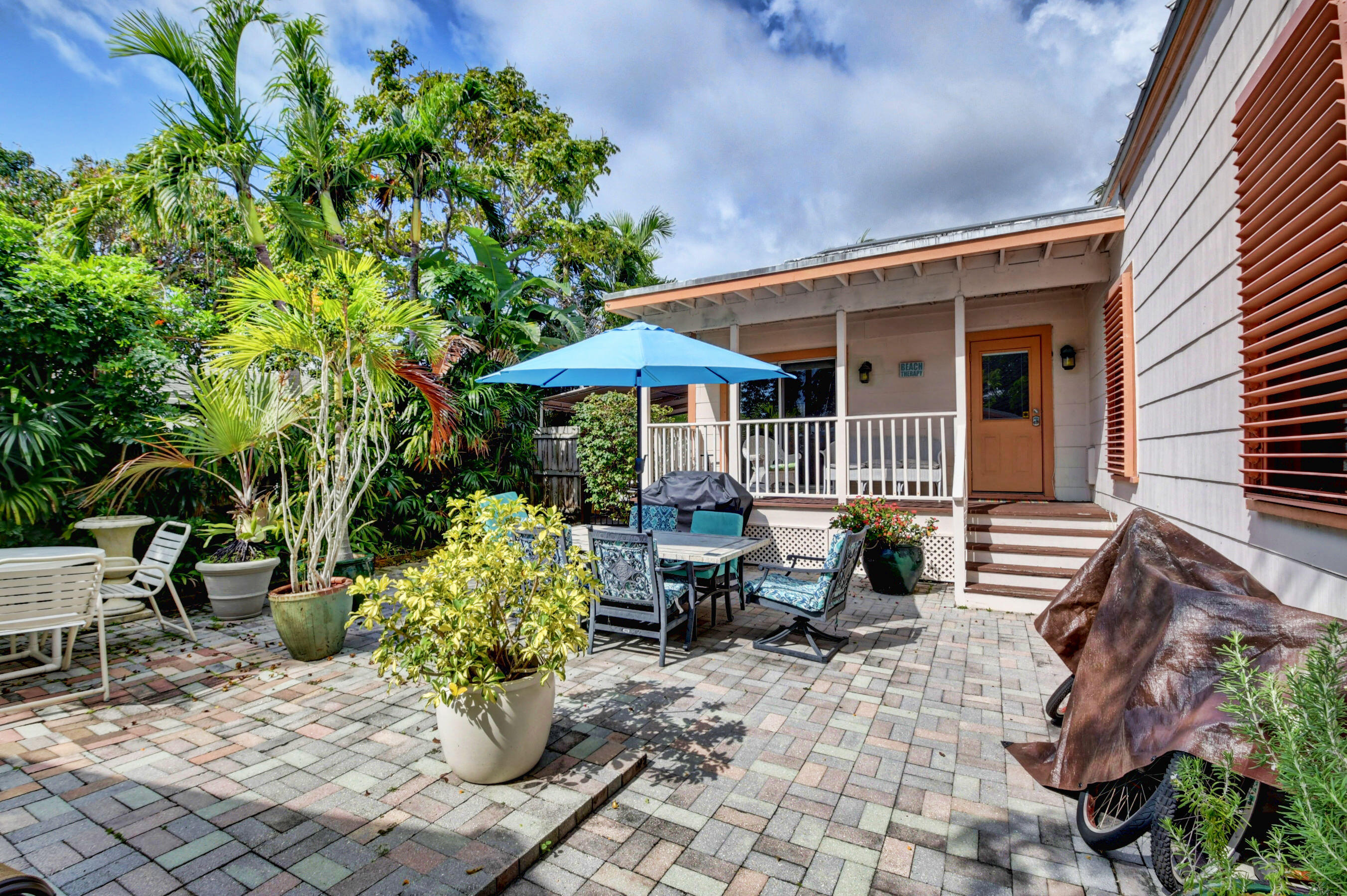 219 S Swinton Avenue